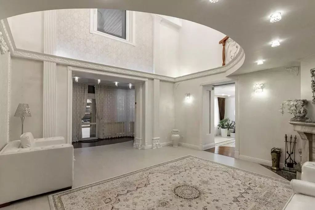 Коттедж в Алтайский край, Барнаул Спартаковский проезд (205 м) - Фото 2