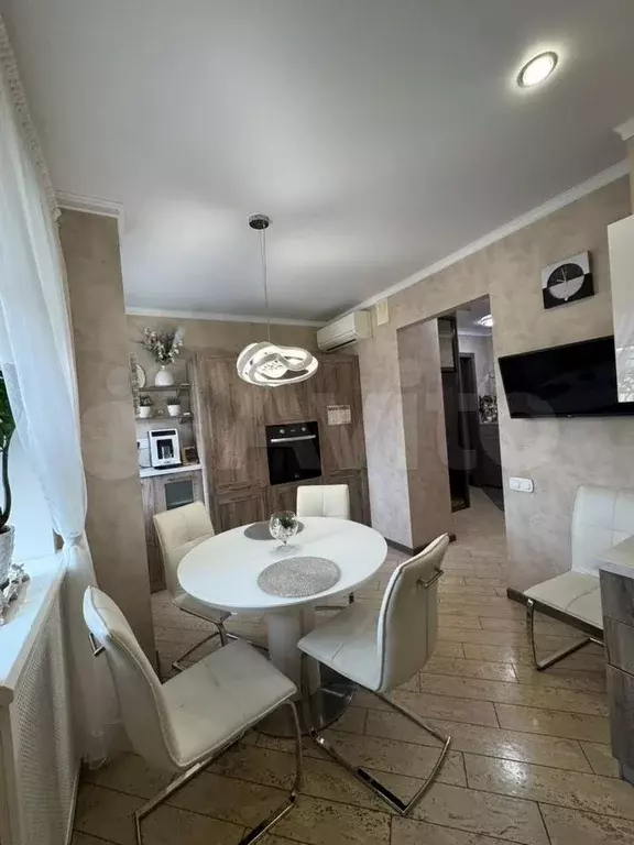 3-к. квартира, 96 м, 5/6 эт. - Фото 0