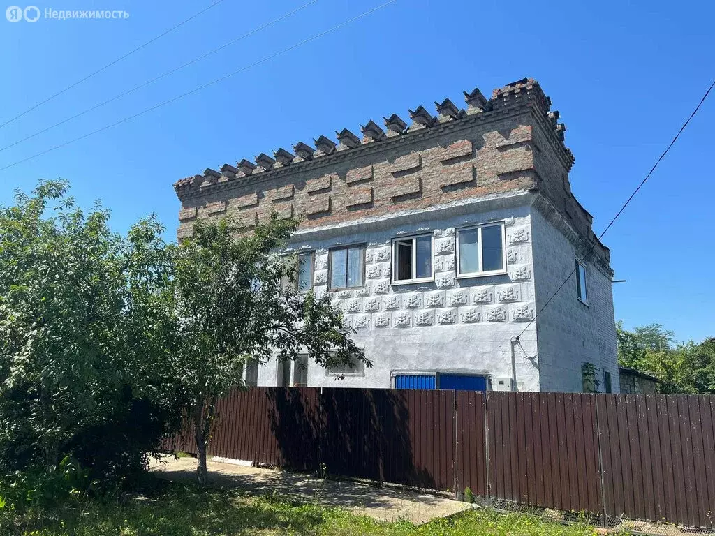 Дом в Апшеронск, Николенская улица, 104 (237.9 м) - Фото 0