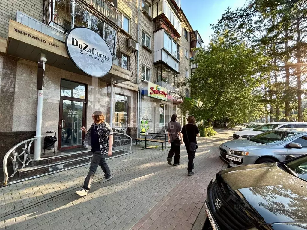 Торговая площадь в Челябинская область, Челябинск ул. Сони Кривой, 51 ... - Фото 0