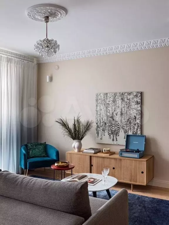 3-к. квартира, 109 м, 4/9 эт. - Фото 1