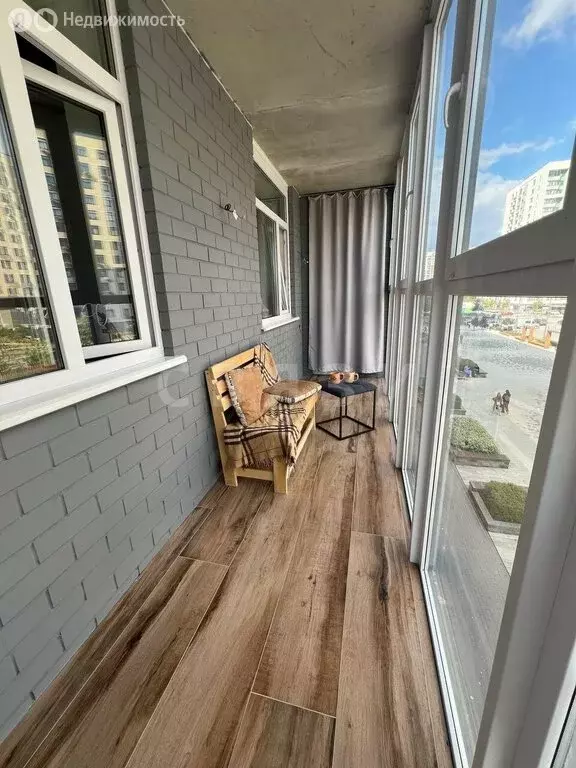 2-комнатная квартира: Тюмень, улица Газовиков, 73 (63.9 м) - Фото 2