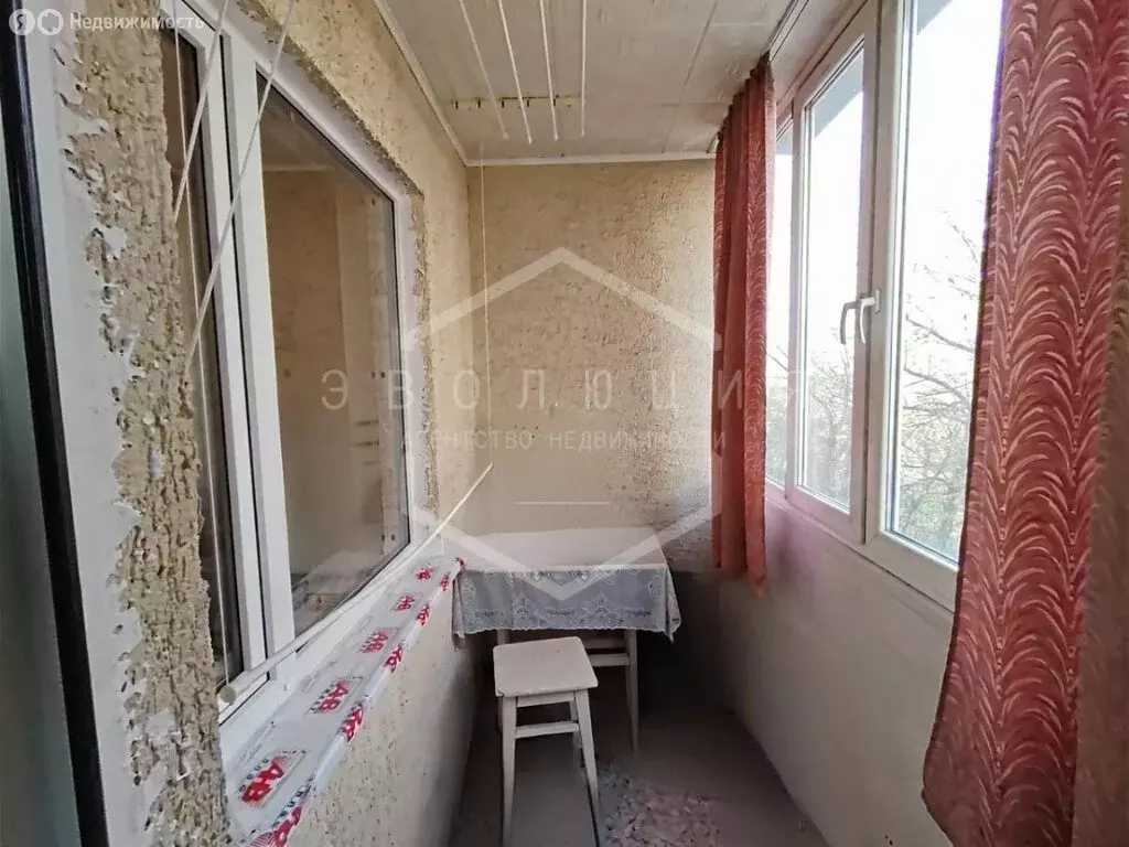 2-комнатная квартира: Калининград, Нарвская улица, 79 (60 м) - Фото 2