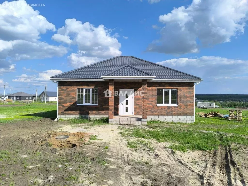 Дом в село Пушкарное, Ратная улица, 5 (120 м) - Фото 1