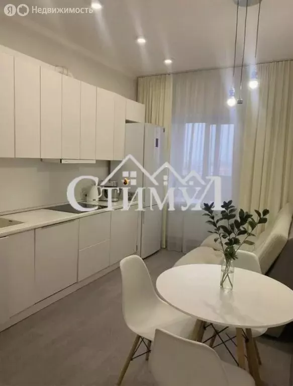 1-комнатная квартира: Абакан, улица Чертыгашева, 197Вк3 (42 м) - Фото 1