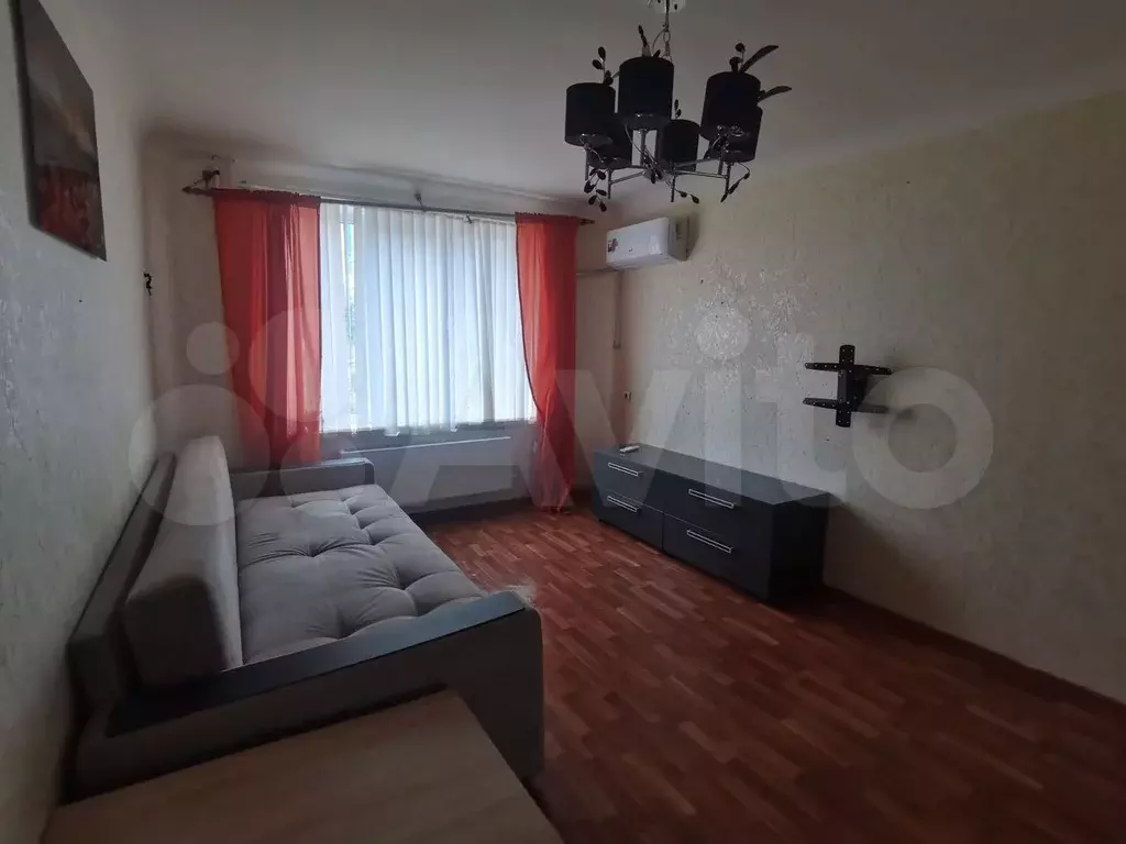 1-к. квартира, 31 м, 1/10 эт. - Фото 1
