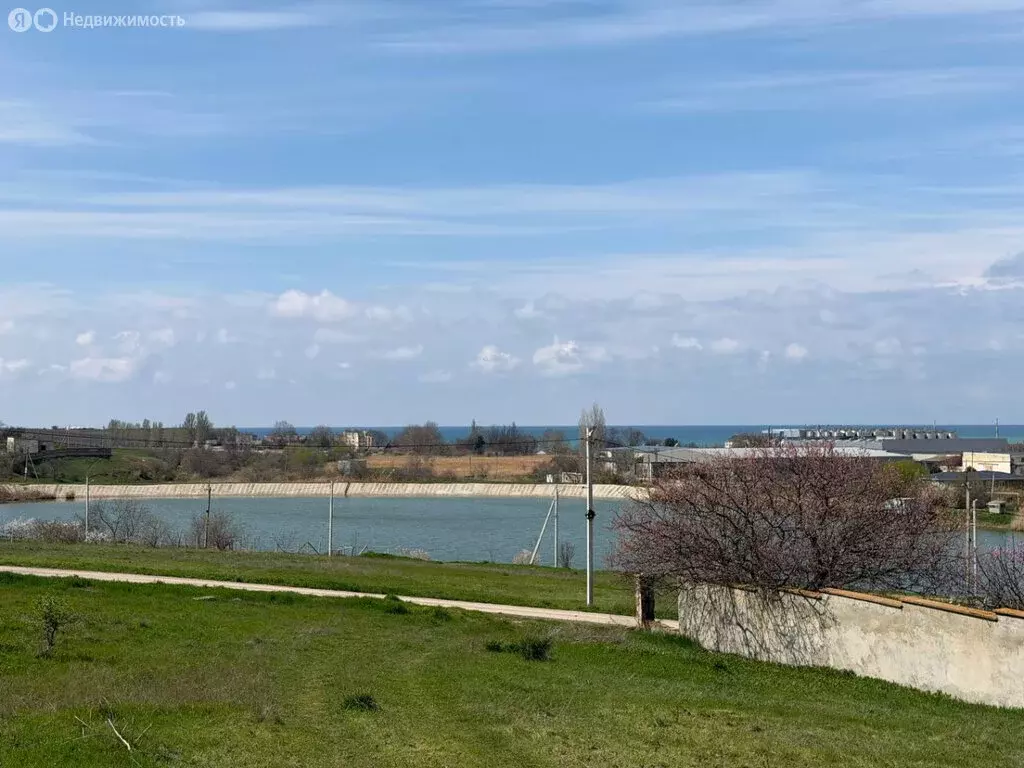 Участок в Бахчисарайский район, село Угловое (10 м) - Фото 2