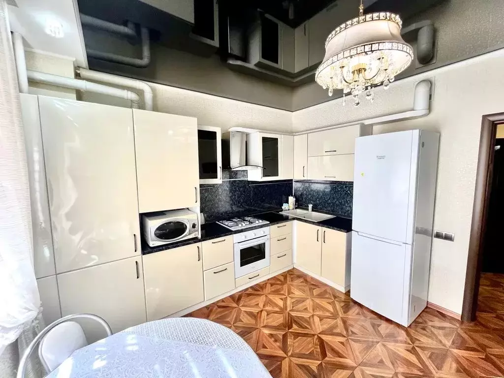 1-к кв. Астраханская область, Астрахань Боевая ул., 36 (50.0 м) - Фото 2