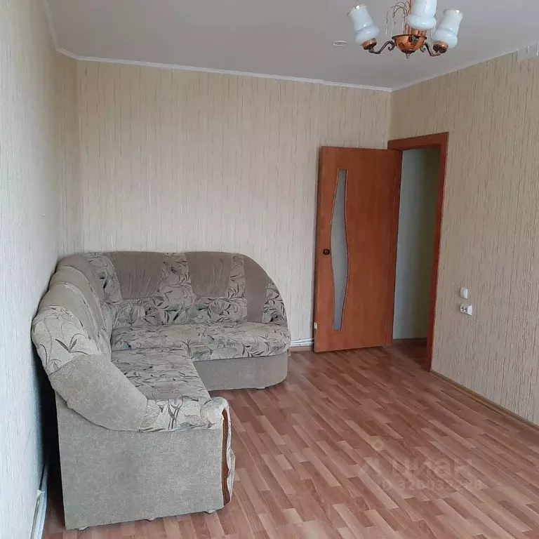 3-к кв. Белгородская область, Белгород ул. Есенина, 54 (65.0 м) - Фото 0