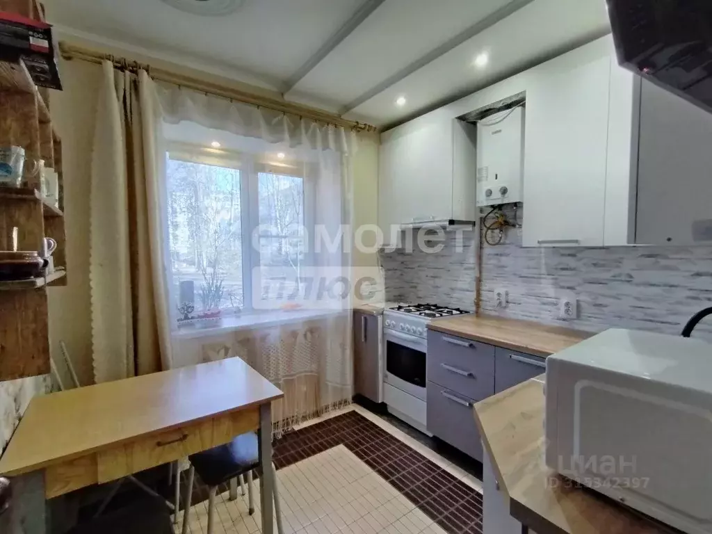 2-к кв. Новгородская область, Великий Новгород Район Софийская ... - Фото 0