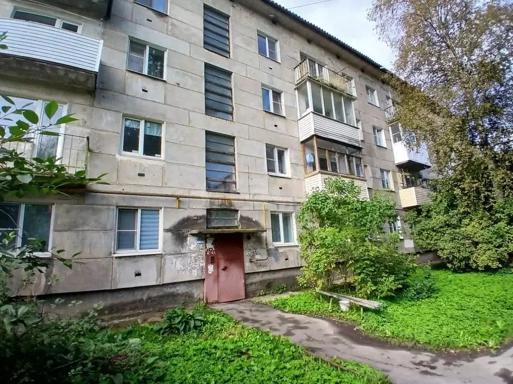 2-к кв. Ленинградская область, Волхов Новая ул., 6 (43.0 м) - Фото 1