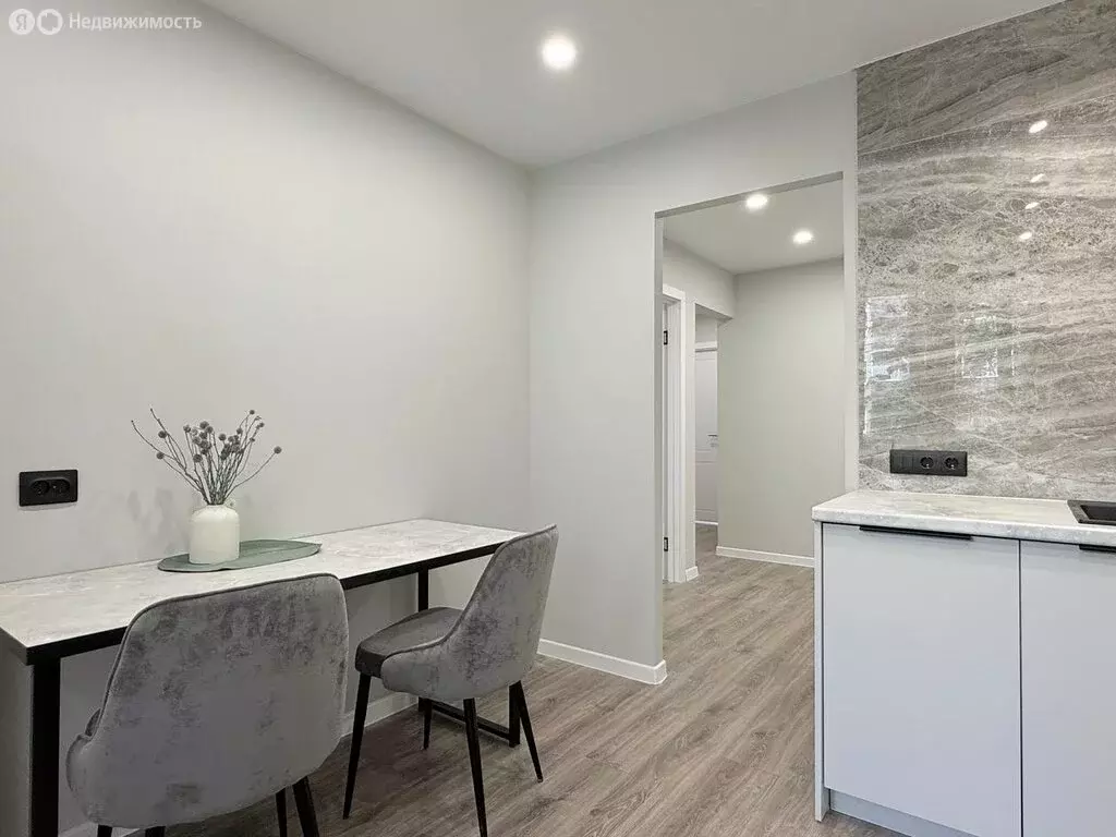 2-комнатная квартира: Киров, улица Маклина, 28 (53.5 м) - Фото 1