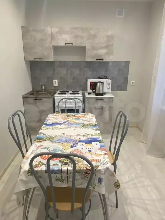 1-к. квартира, 40 м, 4/8 эт. - Фото 0