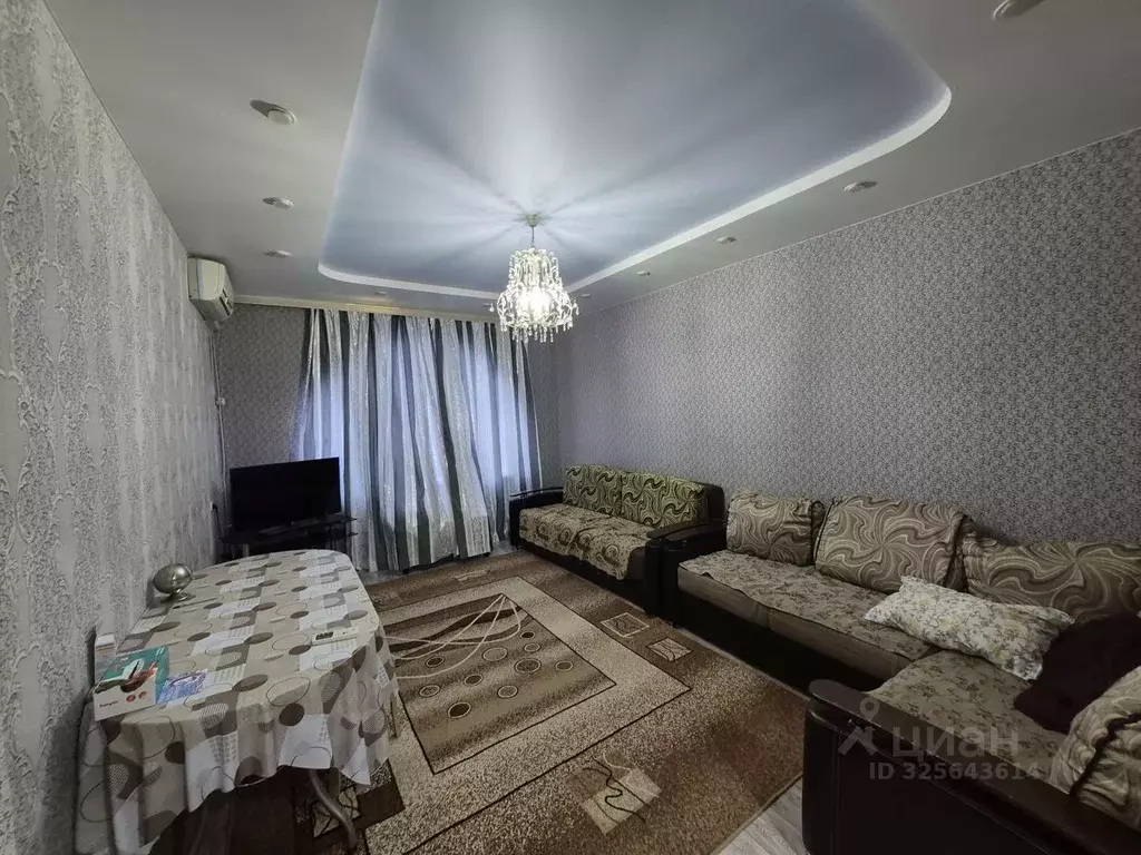 2-к кв. Нижегородская область, Кстово ул. 40 лет Октября, 8 (75.0 м) - Фото 1