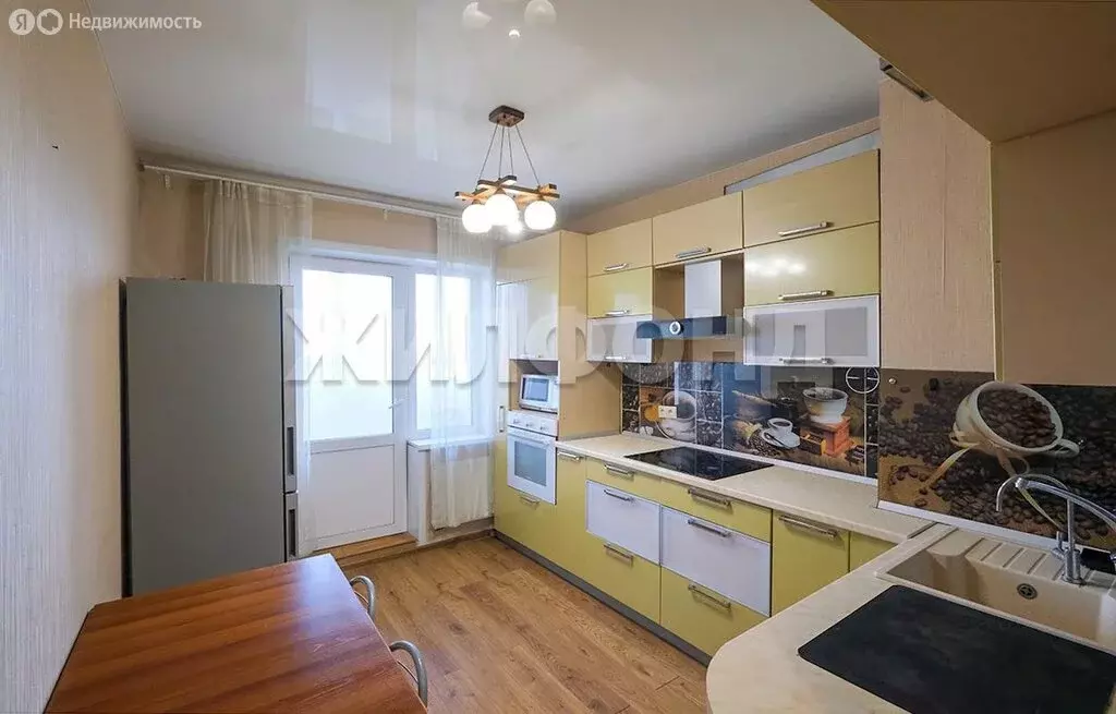 2-комнатная квартира: Новосибирск, Сухарная улица, 101/1 (60 м) - Фото 0