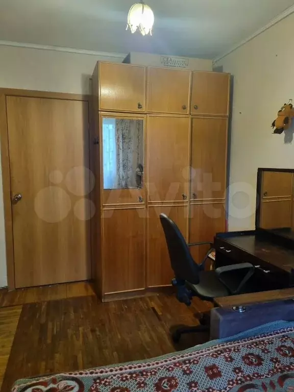 Комната 11 м в 3-к., 1/5 эт. - Фото 1