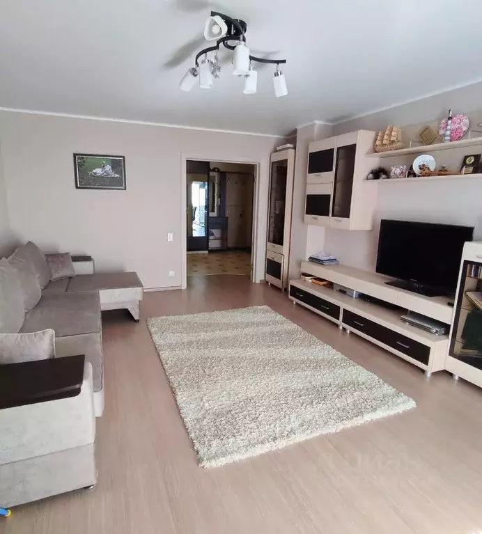 3-к кв. Брянская область, Брянск ул. Крахмалева, 49 (87.0 м) - Фото 2