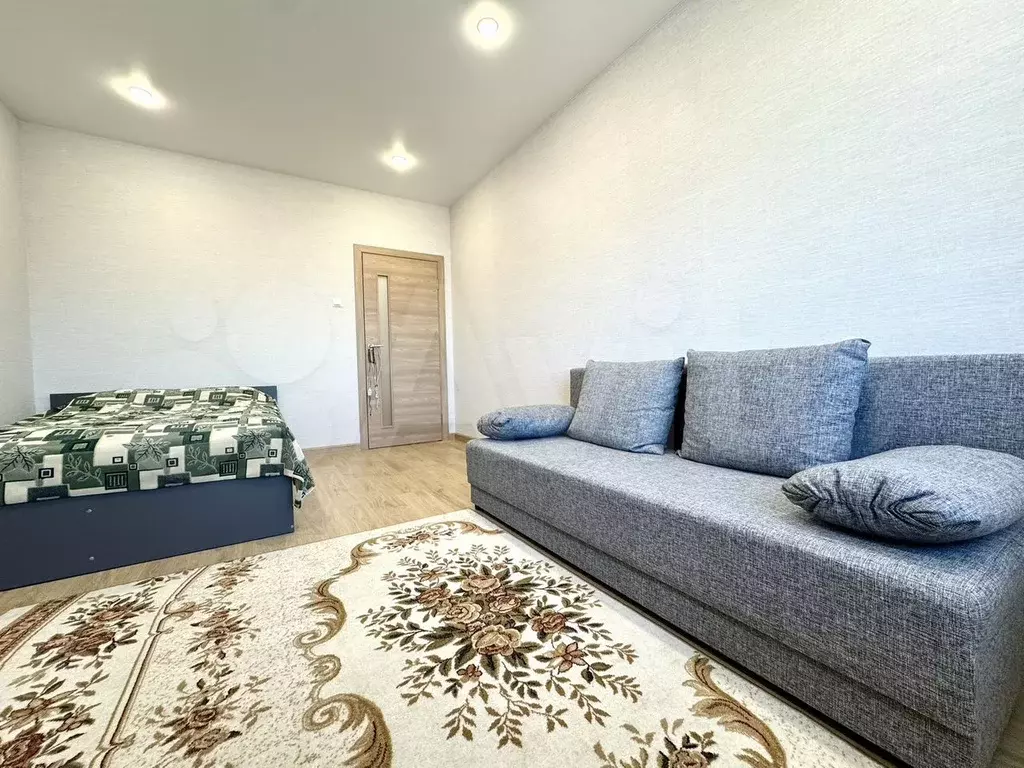 1-к. квартира, 40 м, 11/17 эт. - Фото 0