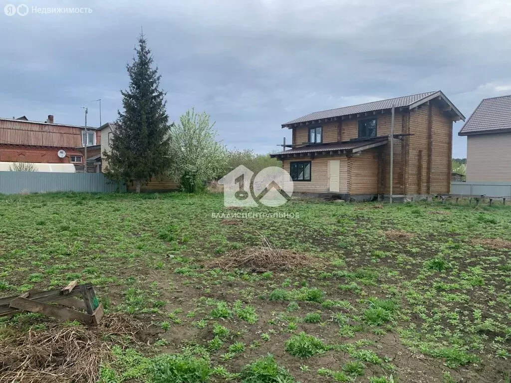 Дом в Ордынский район, поселок Чернаково, улица Ильича (120 м) - Фото 1