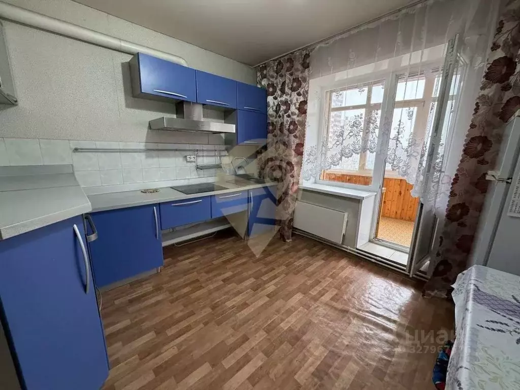2-к кв. Белгородская область, Старый Оскол Космос мкр, 13 (63.6 м) - Фото 2