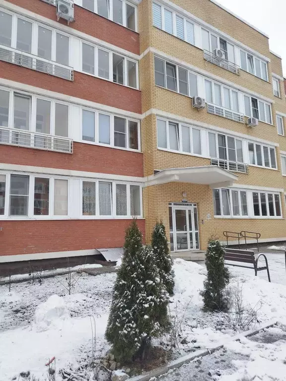 Продается 2-комнатная квартира - Фото 1