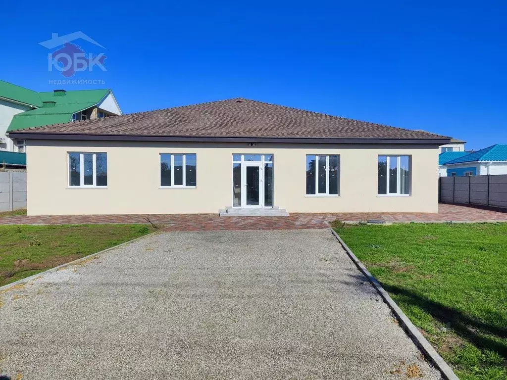 Дом в Крым, Евпатория городской округ, Заозерное пгт ул. Аллея Дружбы ... - Фото 2