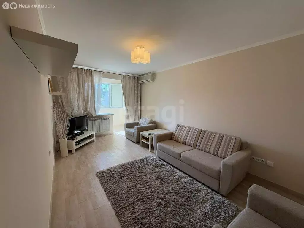 2-комнатная квартира: Алупка, Западная улица, 21 (54 м) - Фото 1