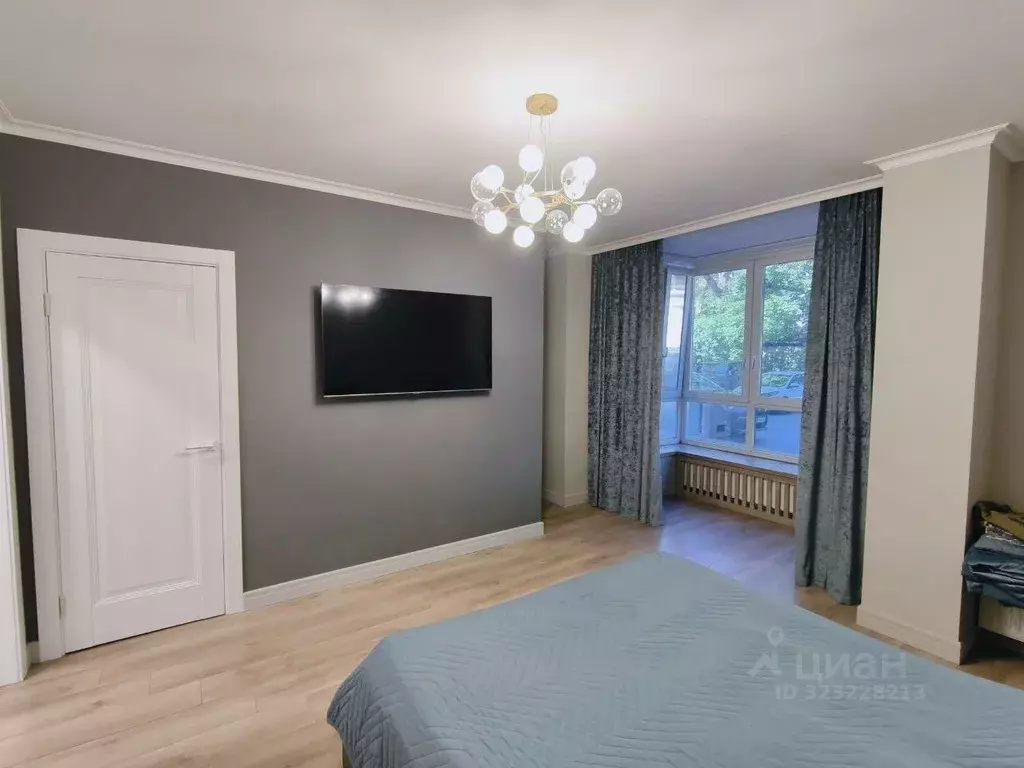 2-к кв. Калининградская область, Калининград просп. Мира, 83 (62.0 м) - Фото 0