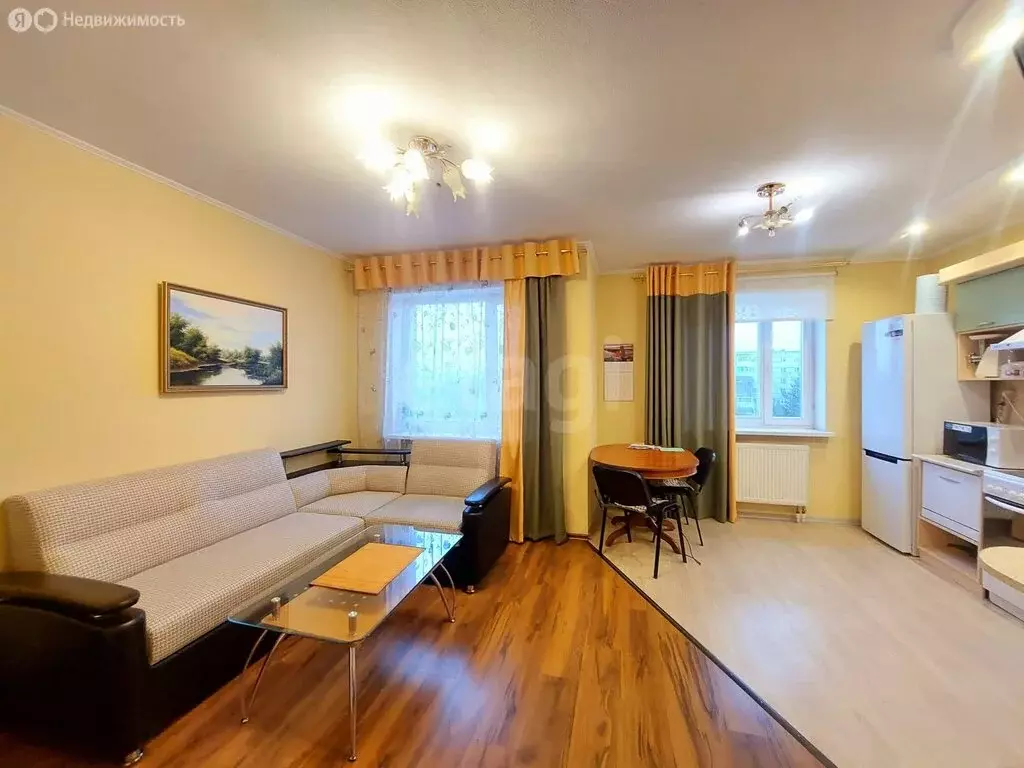 2-комнатная квартира: Сыктывкар, проспект Бумажников, 26 (57.5 м) - Фото 2