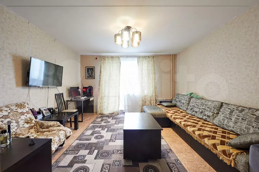 1-к. квартира, 40 м, 3/10 эт. - Фото 0