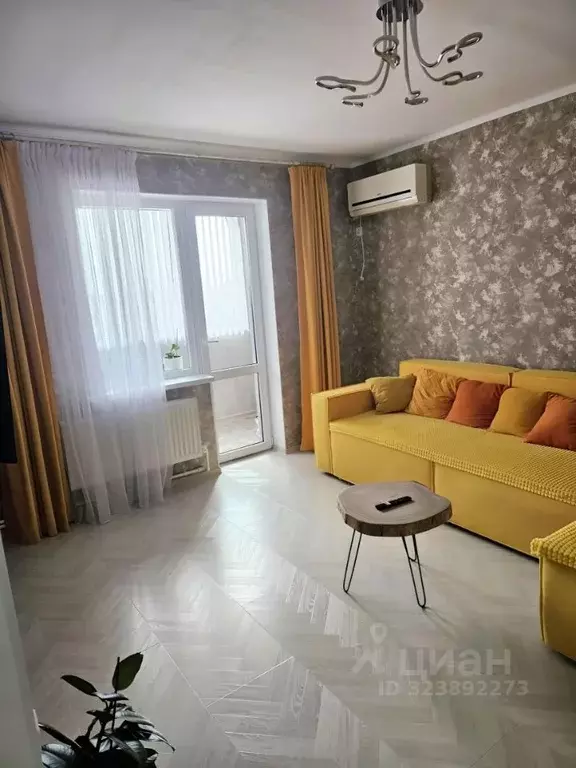 2-к кв. Крым, Ленино пгт ул. Энгельса, 15 (50.8 м) - Фото 1