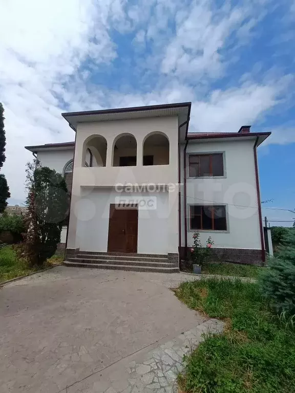 Дом 375 м на участке 9,5 сот. - Фото 1