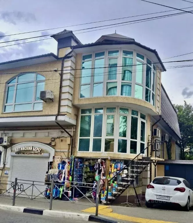 6-к кв. Крым, Ялта ул. Свердлова, 10 (208.8 м) - Фото 0