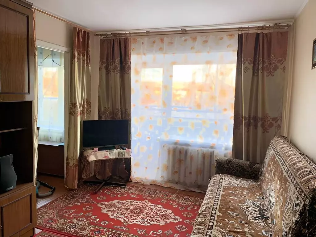 2-к кв. Кемеровская область, Прокопьевск Российская ул., 38 (46.0 м) - Фото 0