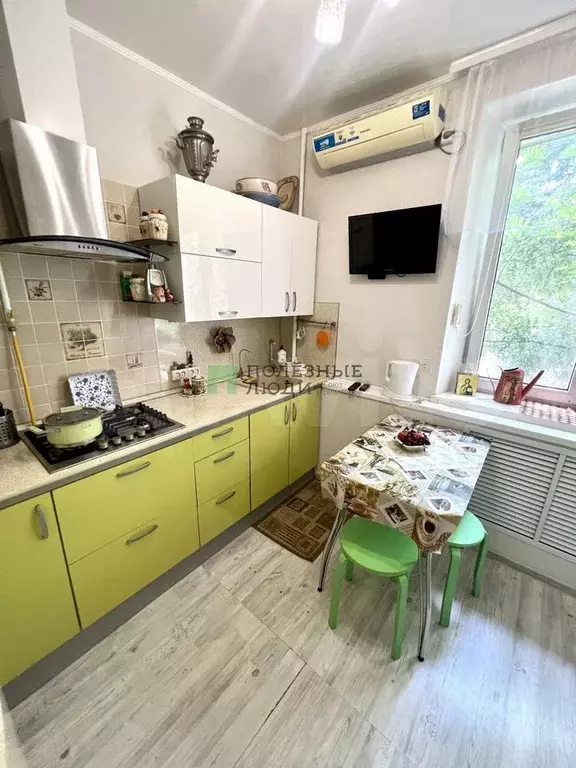 3-к. квартира, 53 м, 2/2 эт. - Фото 1