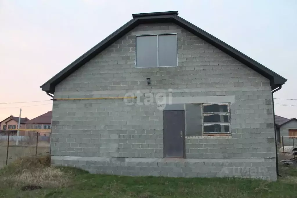 Дом в Ставропольский край, Изобильненский муниципальный округ, пос. ... - Фото 2