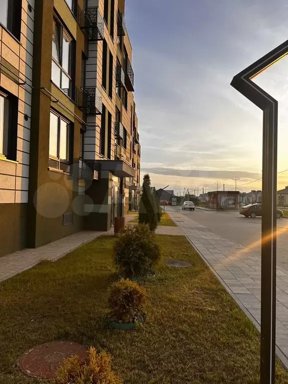3-к. квартира, 66 м, 2/4 эт. - Фото 0