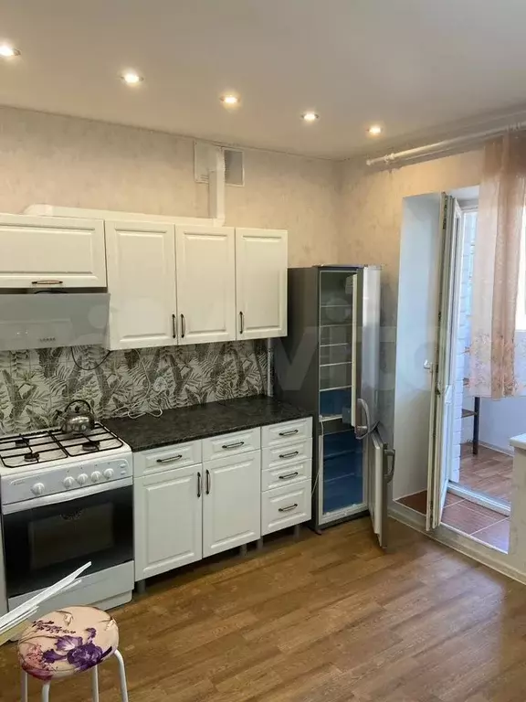 1-к. квартира, 43 м, 5/5 эт. - Фото 1