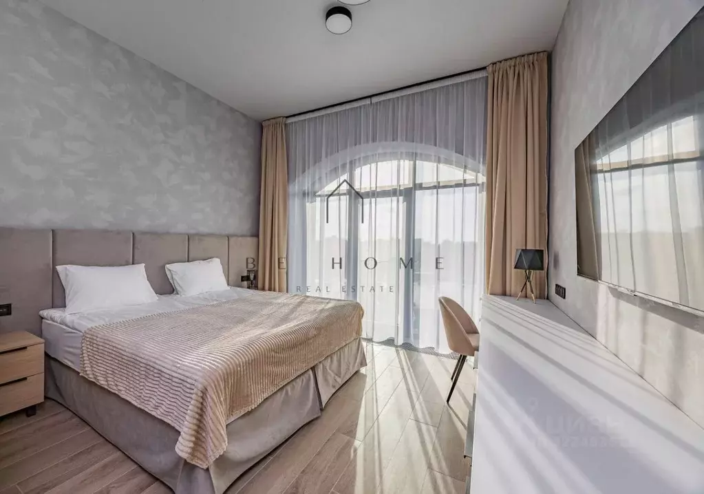 Студия Санкт-Петербург наб. Макарова, 58 (28.9 м) - Фото 0