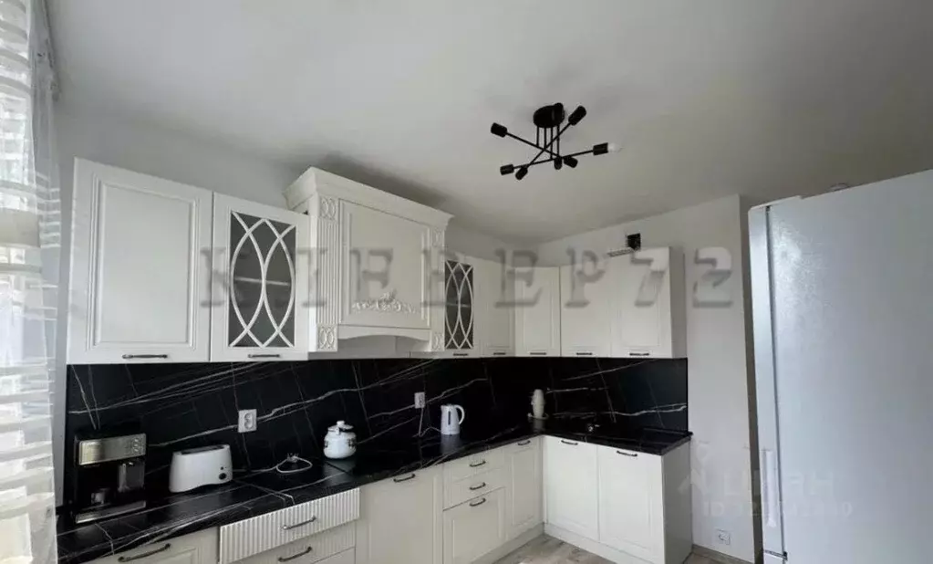 2-к кв. Свердловская область, Екатеринбург ул. Академика Ландау, 36 ... - Фото 2