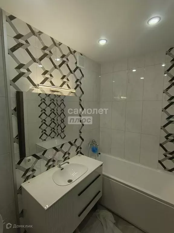 Продаётся 1-к квартира, 51 м - Фото 0