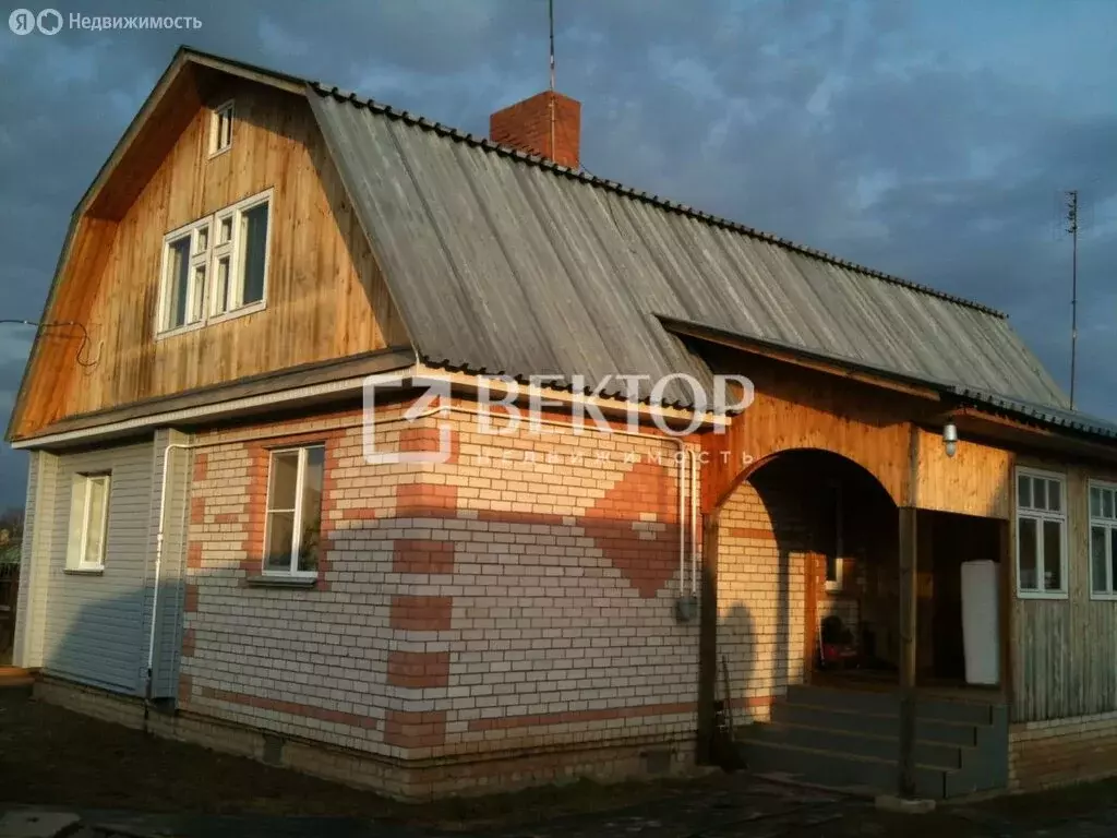 Дом в Красносельский район, Боровиковское сельское поселение, деревня ... - Фото 0