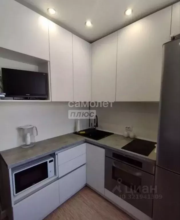 2-к кв. Тюменская область, Тюмень ул. Рационализаторов, 19 (43.0 м) - Фото 1