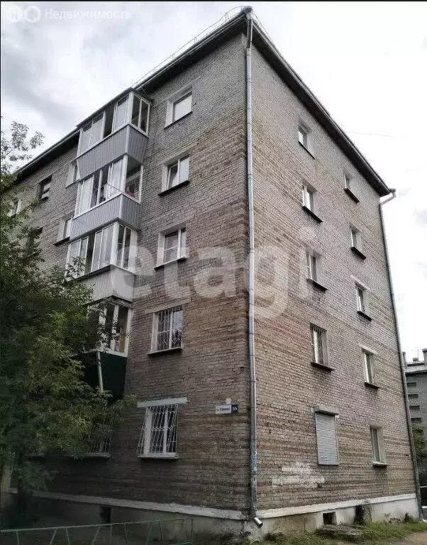 3-комнатная квартира: Улан-Удэ, улица Пушкина, 33 (57 м) - Фото 1