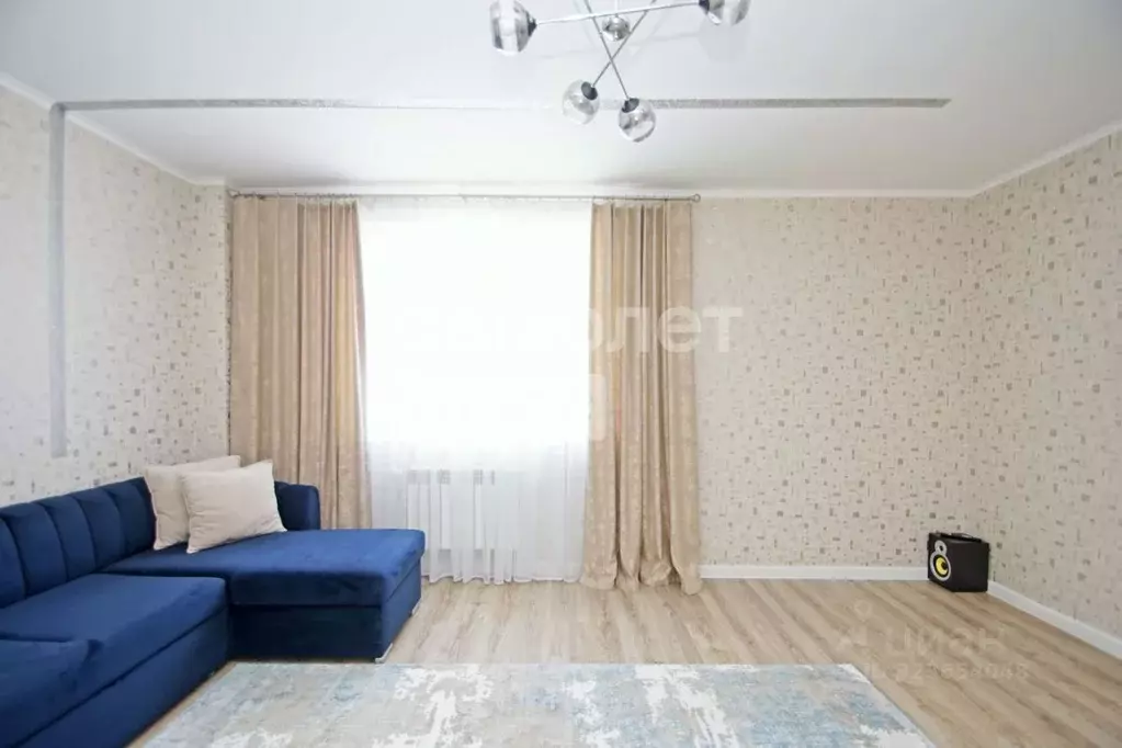 2-к кв. Омская область, Омск ул. Красный Путь, 137/2 (58.7 м) - Фото 1