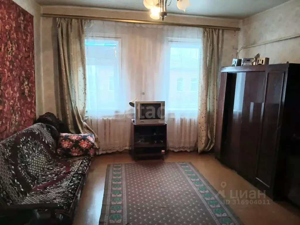 3-к кв. Белгородская область, Белгород ул. Гагарина, 29 (51.6 м) - Фото 0