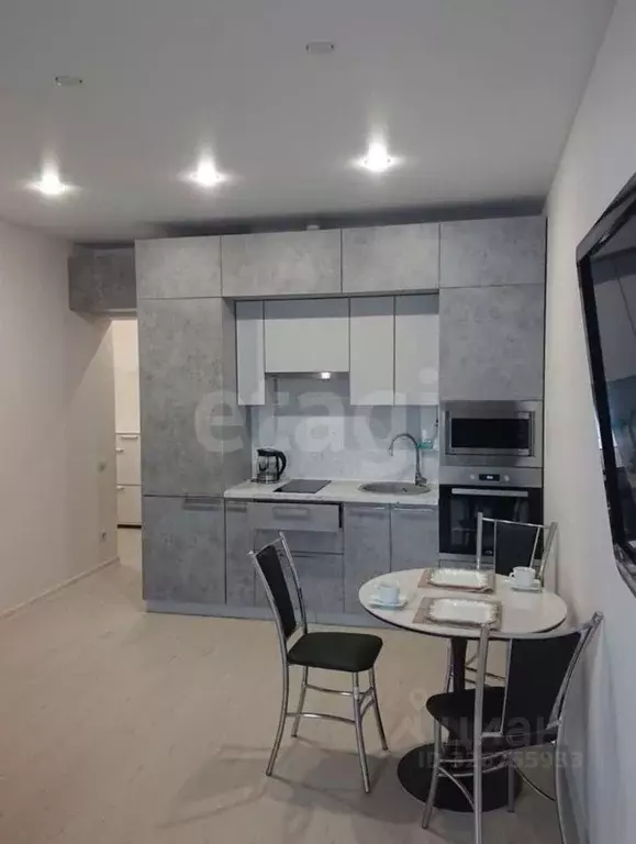 Студия Сахалинская область, Южно-Сахалинск ул. Имени Н.Г. Смирнова, 3 ... - Фото 1