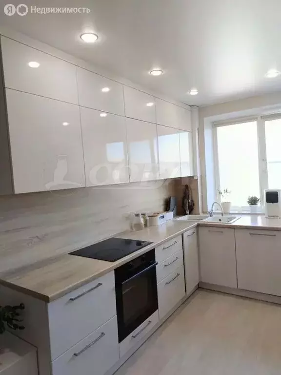 3-комнатная квартира: Тюмень, Холодильная улица, 54 (69 м) - Фото 2