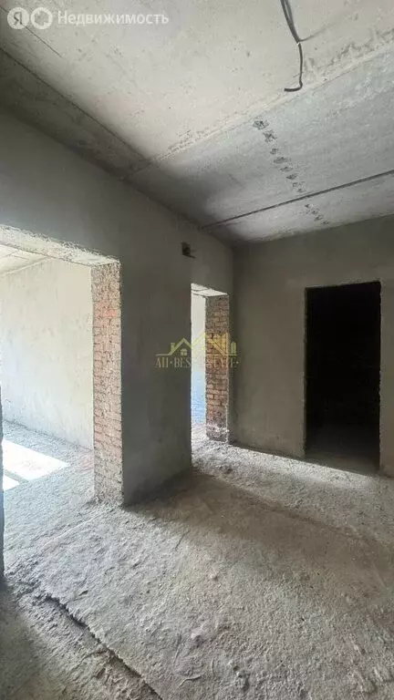 1-комнатная квартира: Владикавказ, улица Билара Кабалоева, 18 (47 м) - Фото 2
