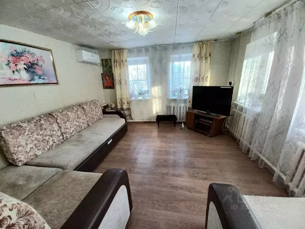 Дом в Оренбургская область, пос. Акбулак ул. Горбунова, 67 (73 м) - Фото 1